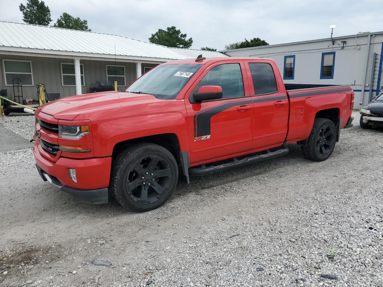 CHEVROLET SILVERADO 2017