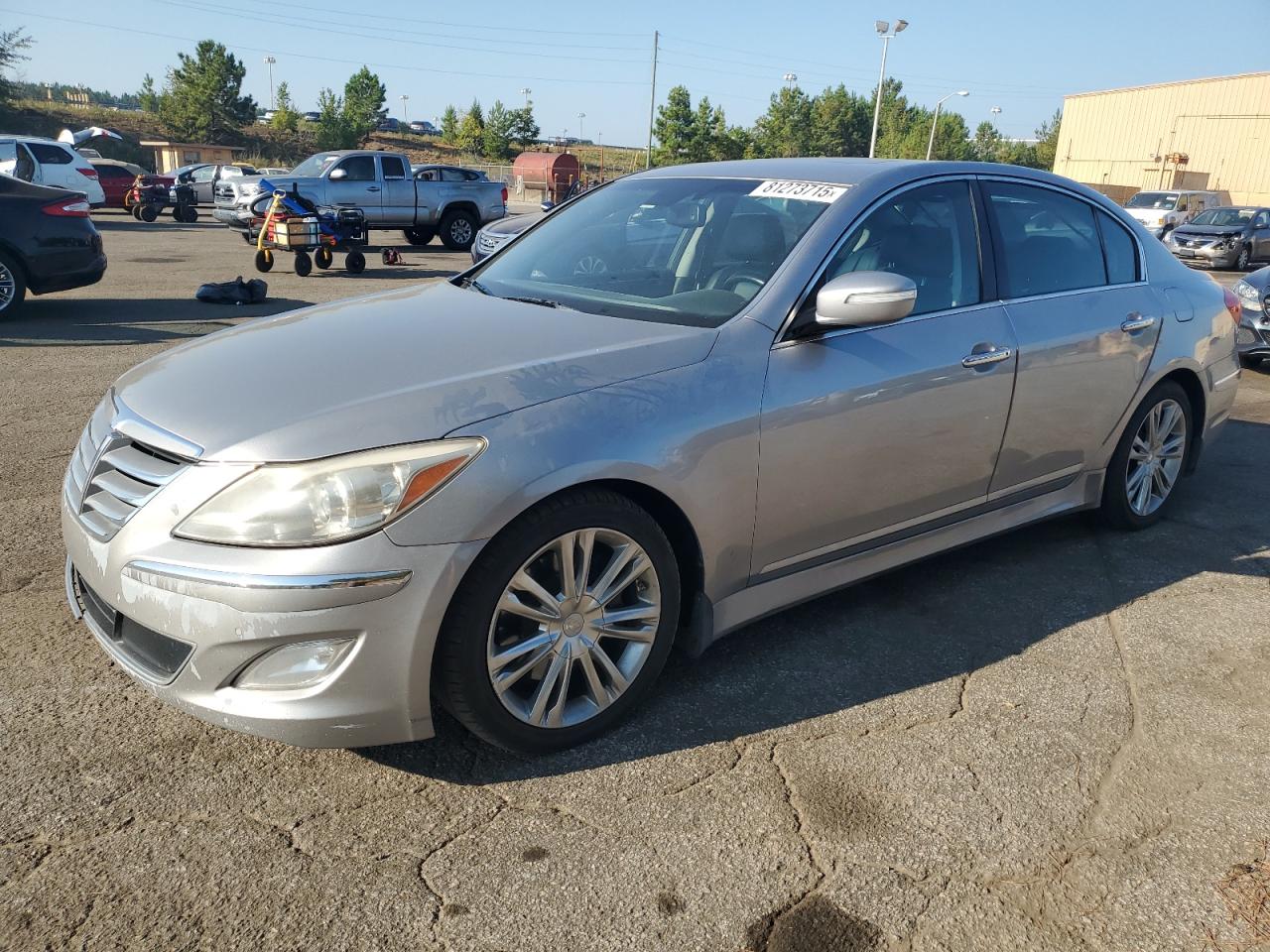 HYUNDAI GENESIS 3. 2013