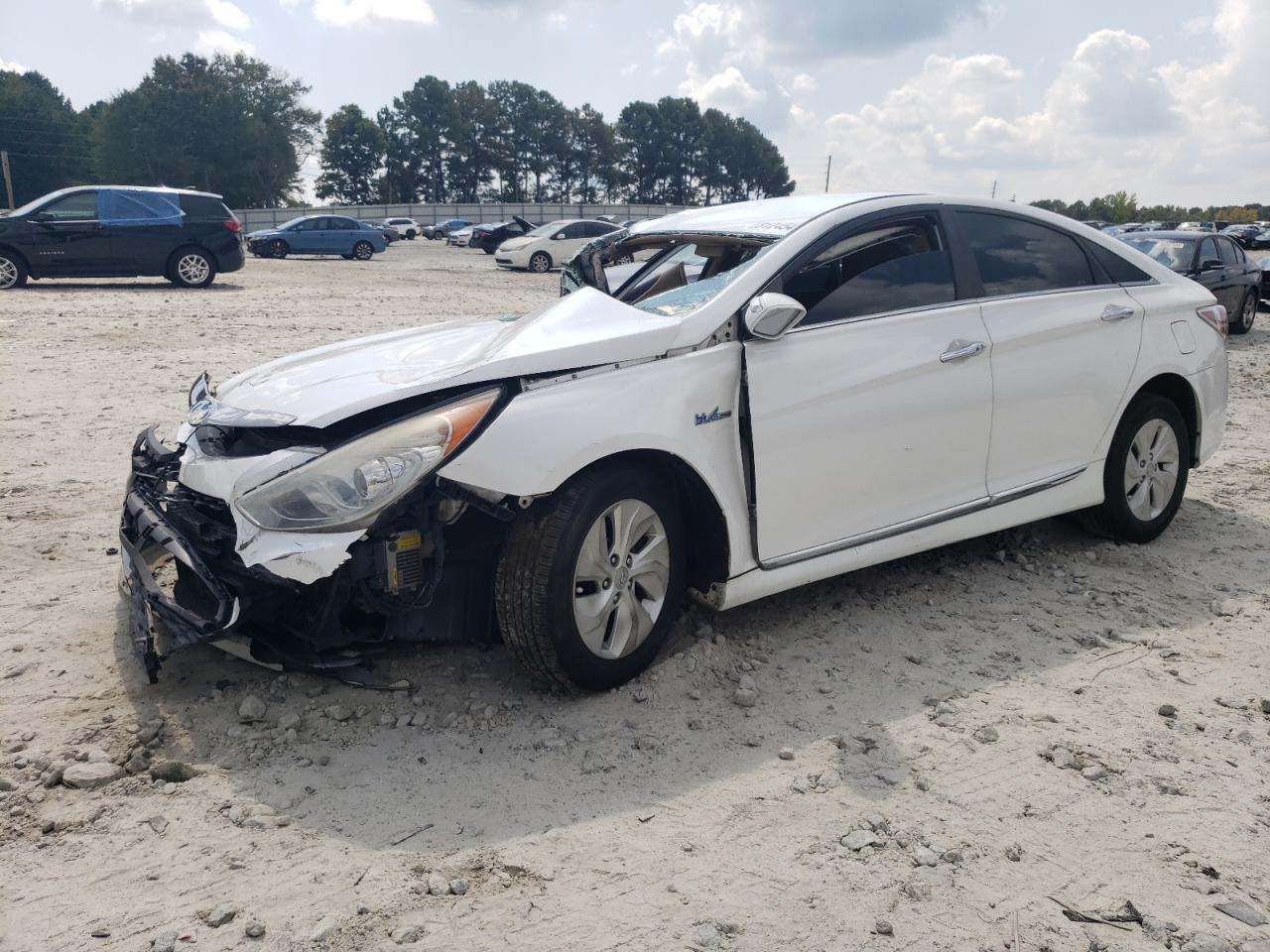 HYUNDAI SONATA HYB 2015