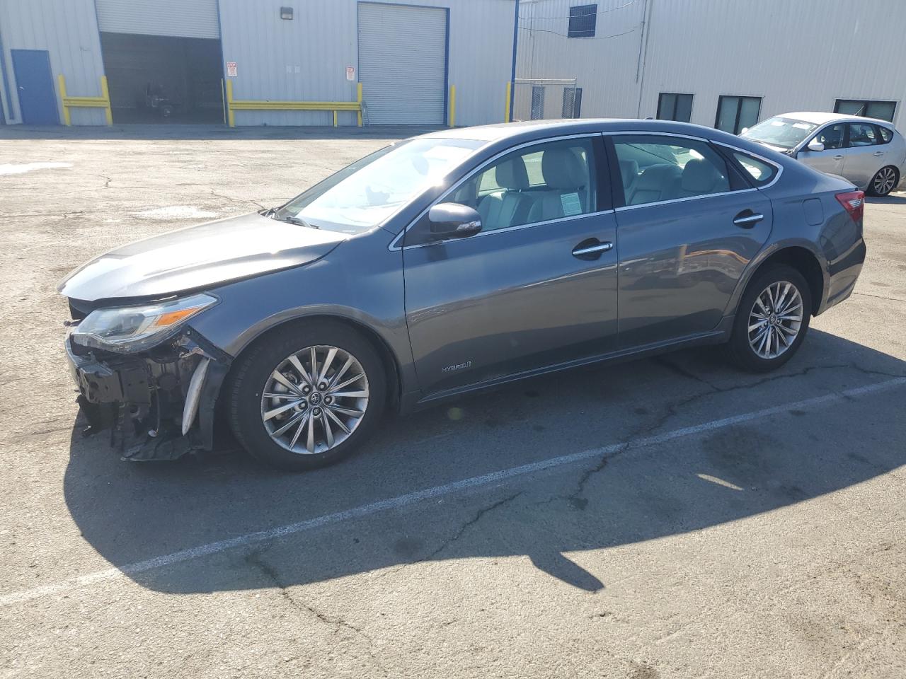 TOYOTA AVALON HYBRID 2018
