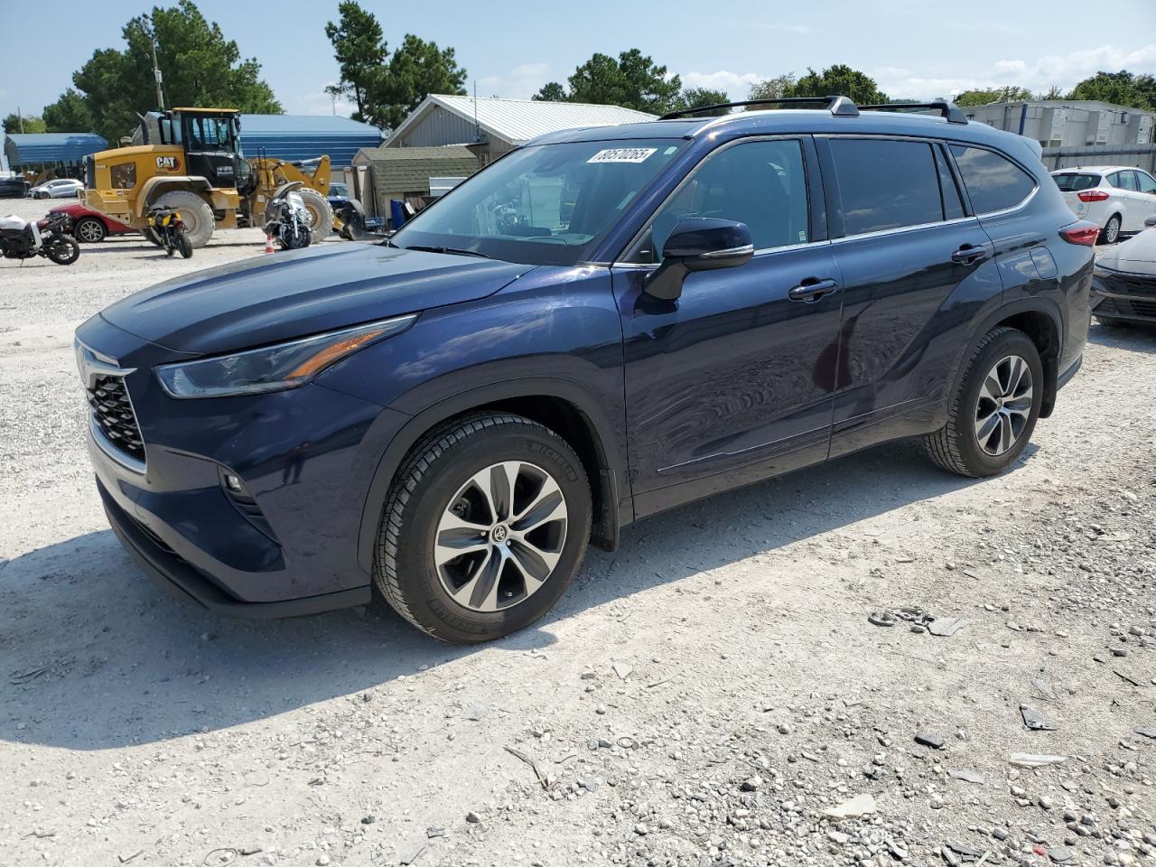TOYOTA HIGHLANDER XLE 2021