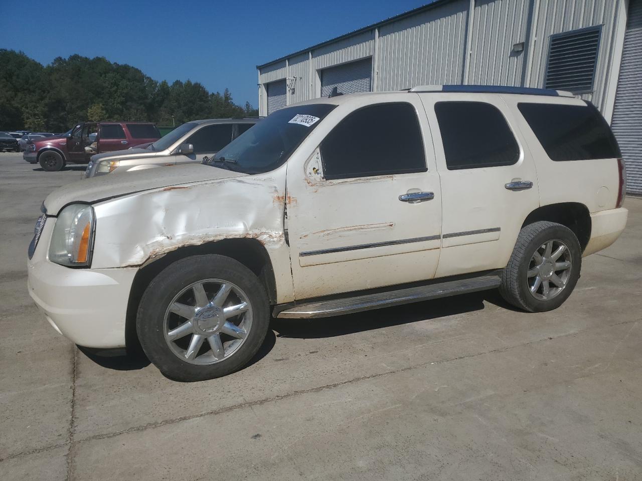 GMC YUKON DENALI 2013