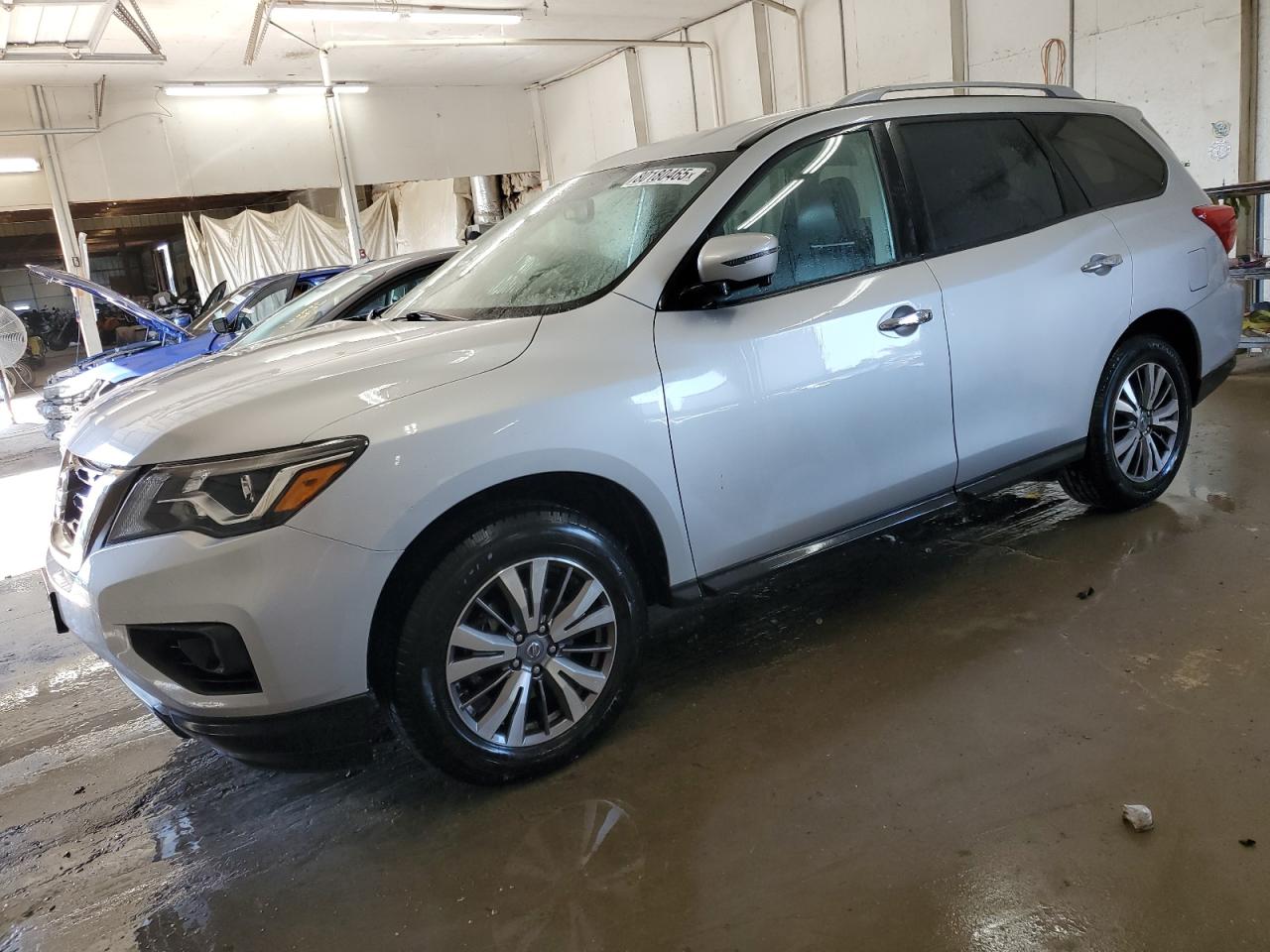 NISSAN PATHFINDER 2020