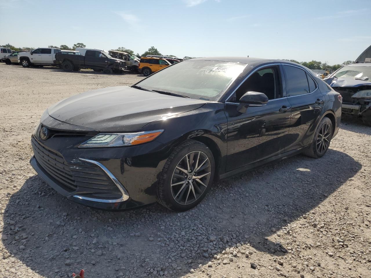 TOYOTA CAMRY XLE 2024