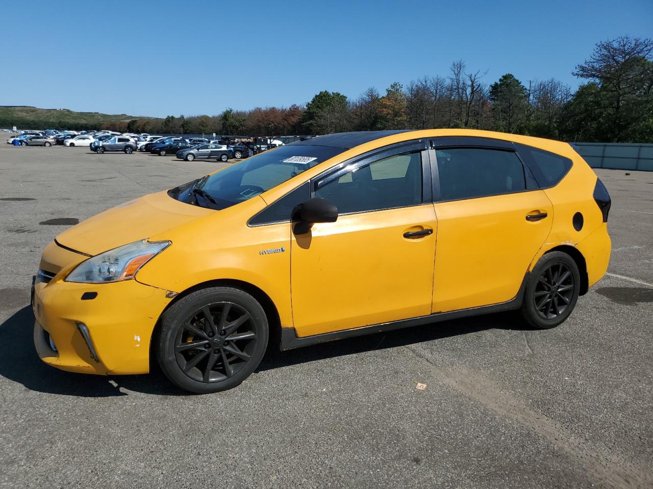TOYOTA PRIUS V 2014