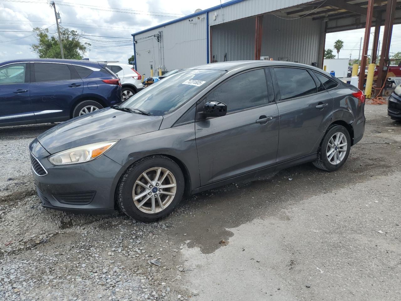 FORD FOCUS SE 2017