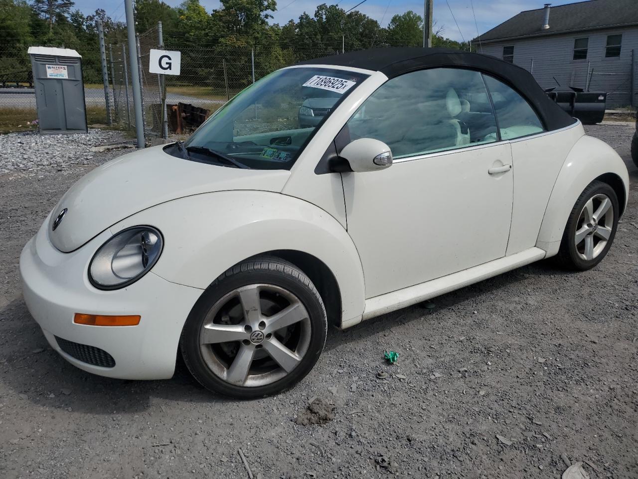 VOLKSWAGEN NEW BEETLE 2007