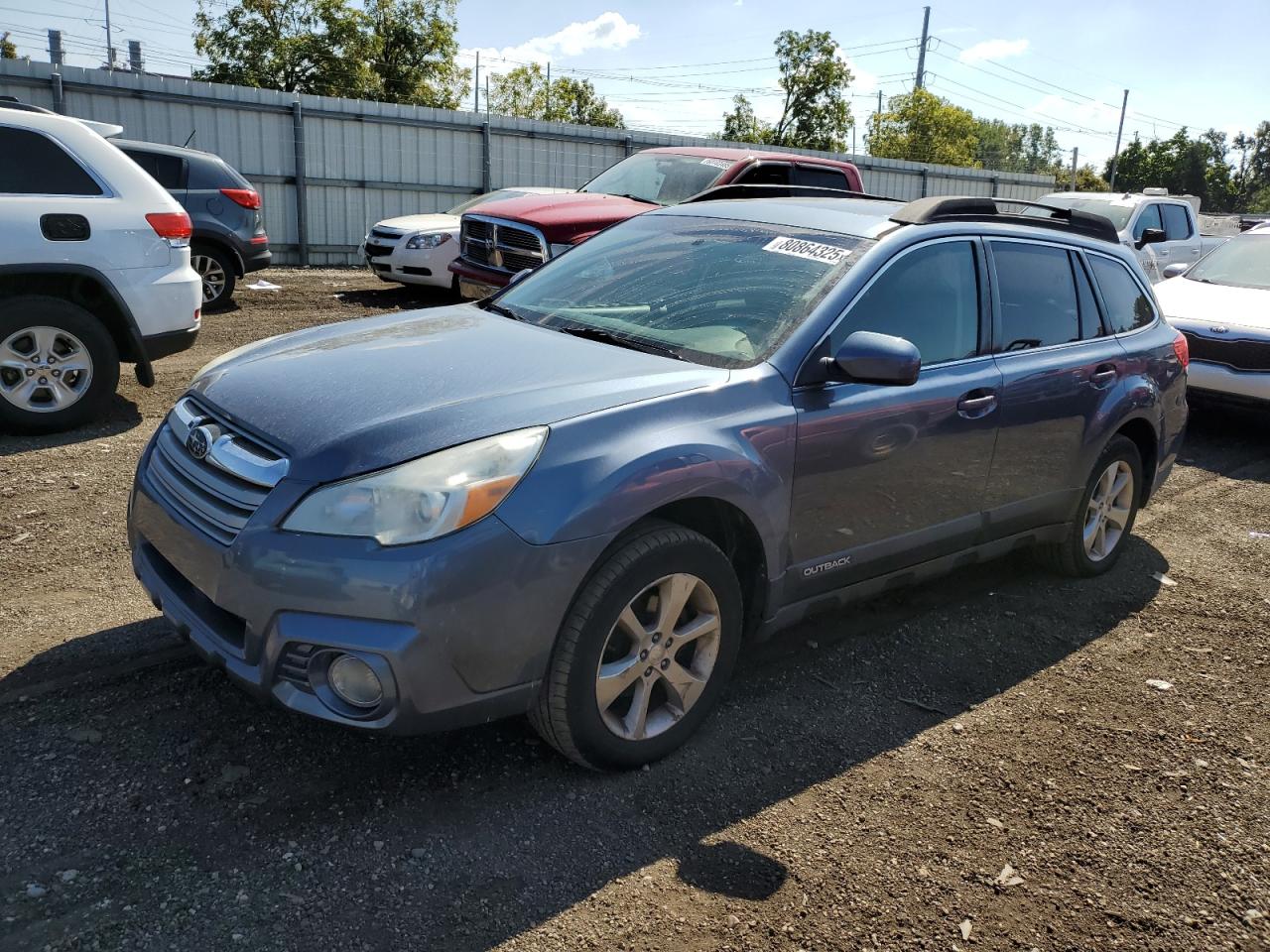 SUBARU OUTBACK 2. 2013