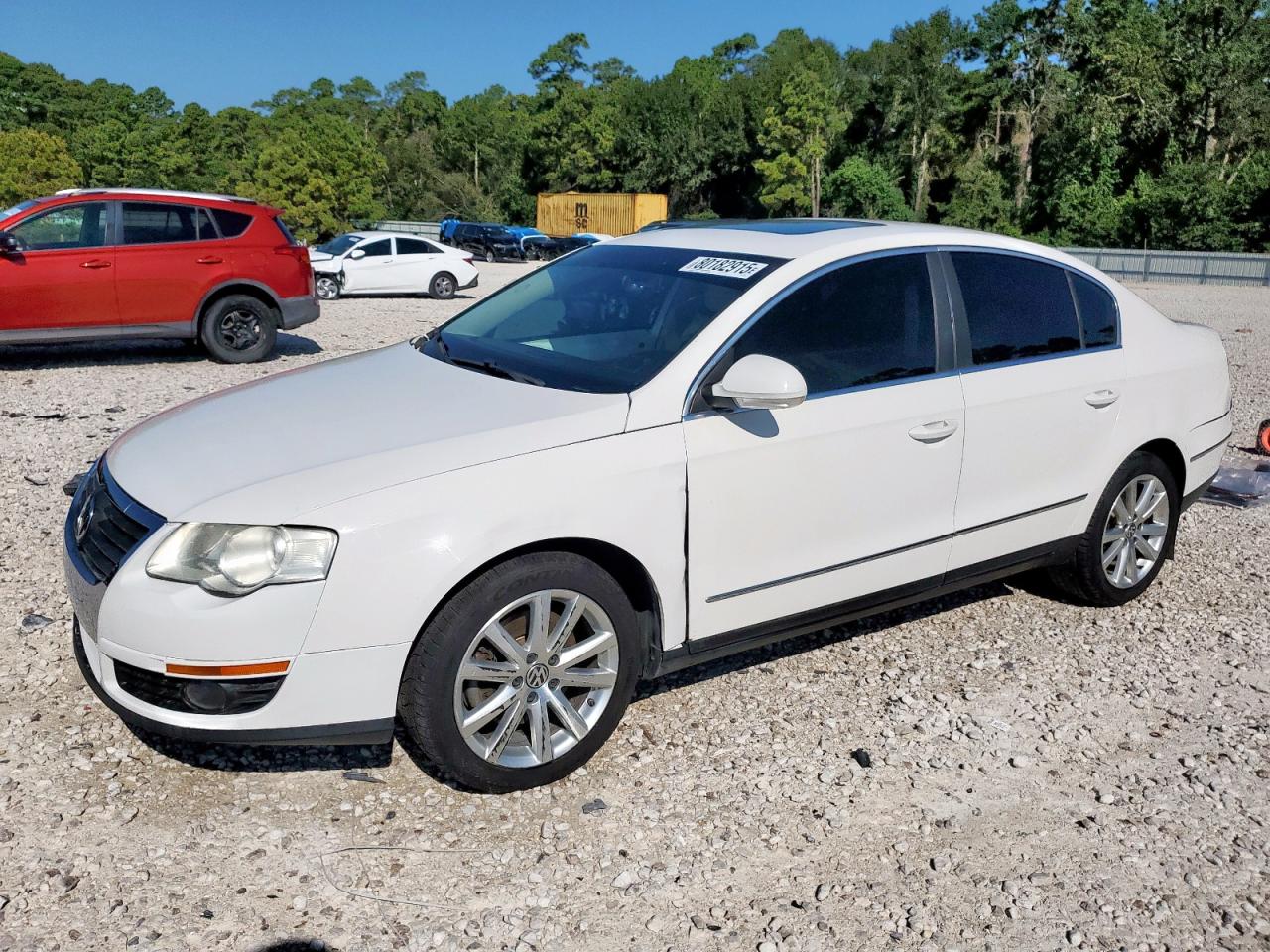 VOLKSWAGEN PASSAT KOM 2010