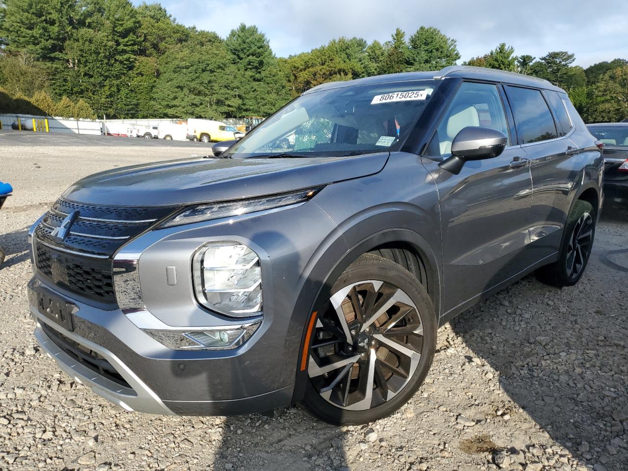 MITSUBISHI OUTLANDER 2022