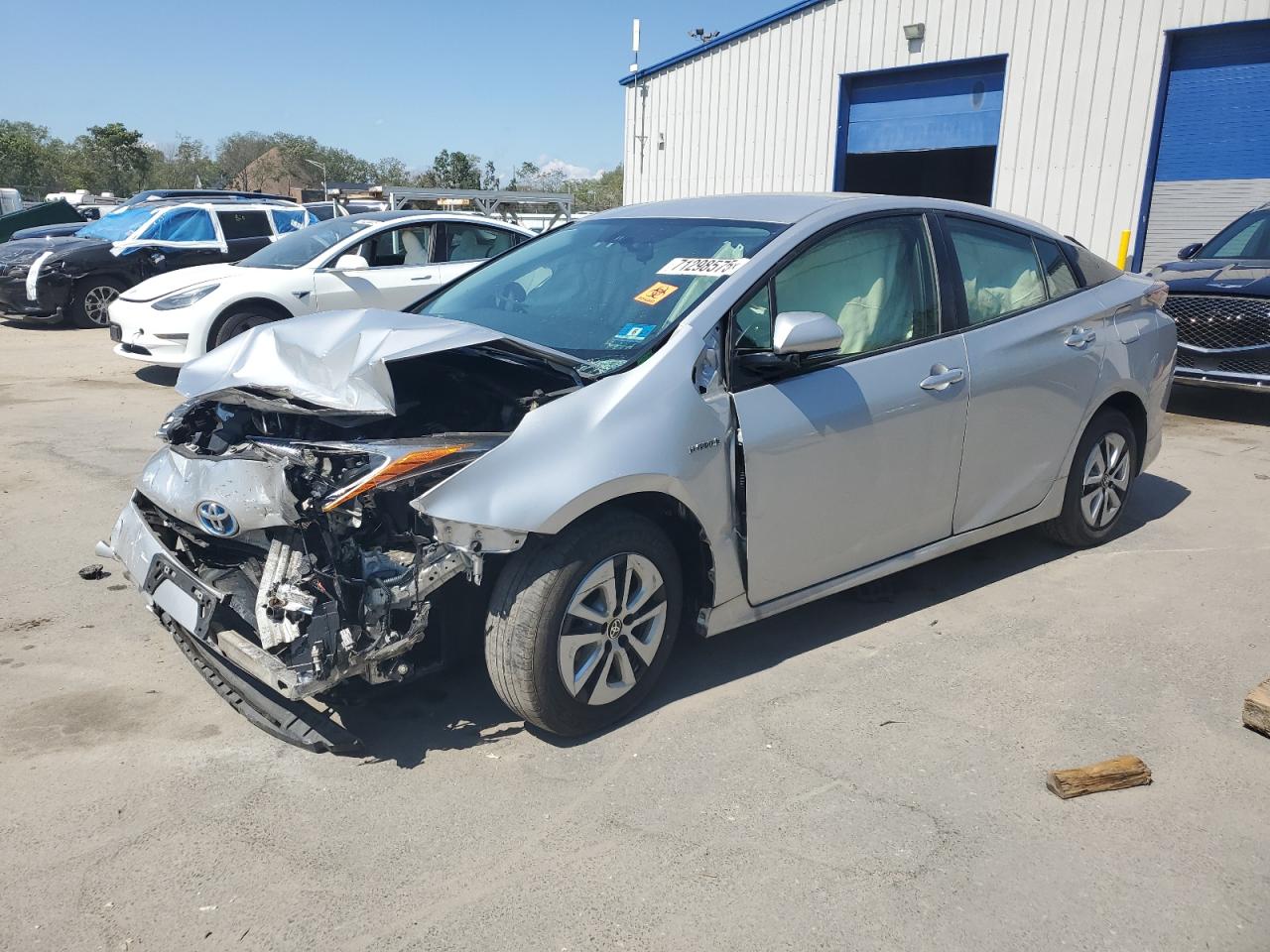TOYOTA PRIUS 2016