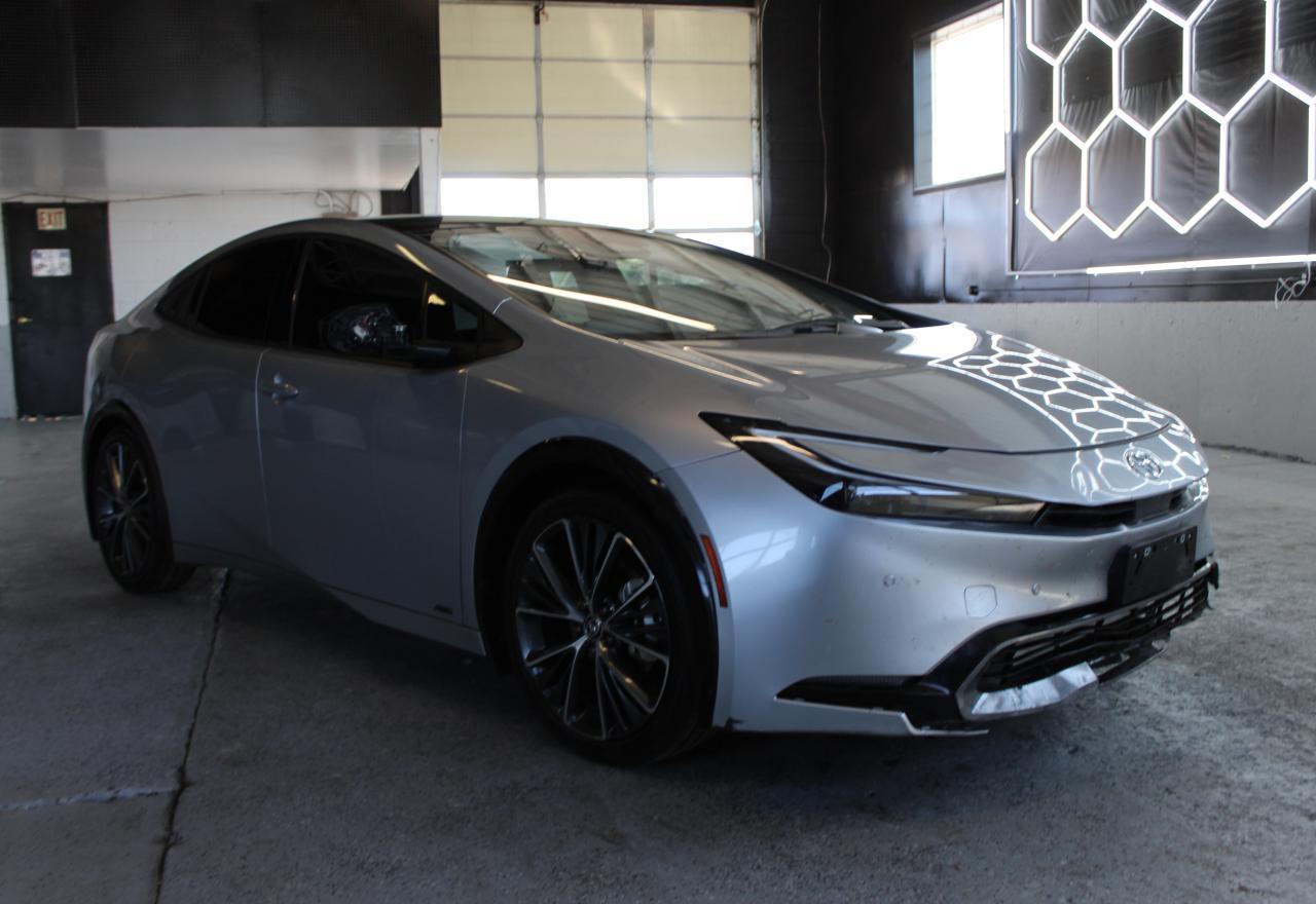TOYOTA PRIUS LE 2024