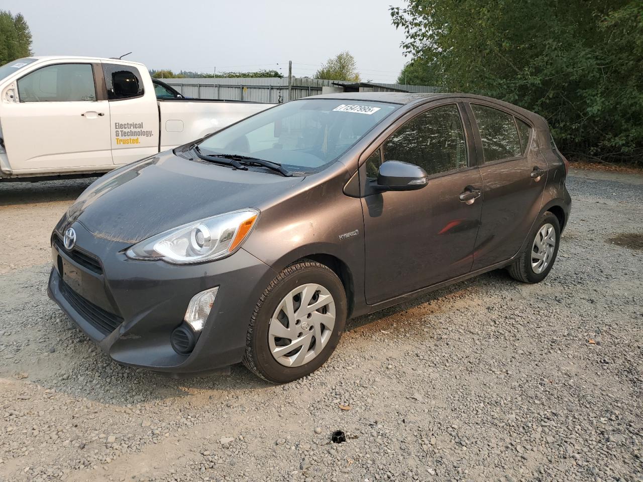 TOYOTA PRIUS C 2015