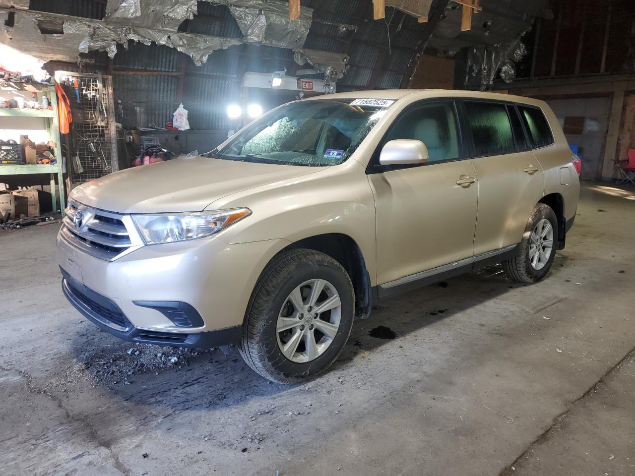 TOYOTA HIGHLANDER 2013