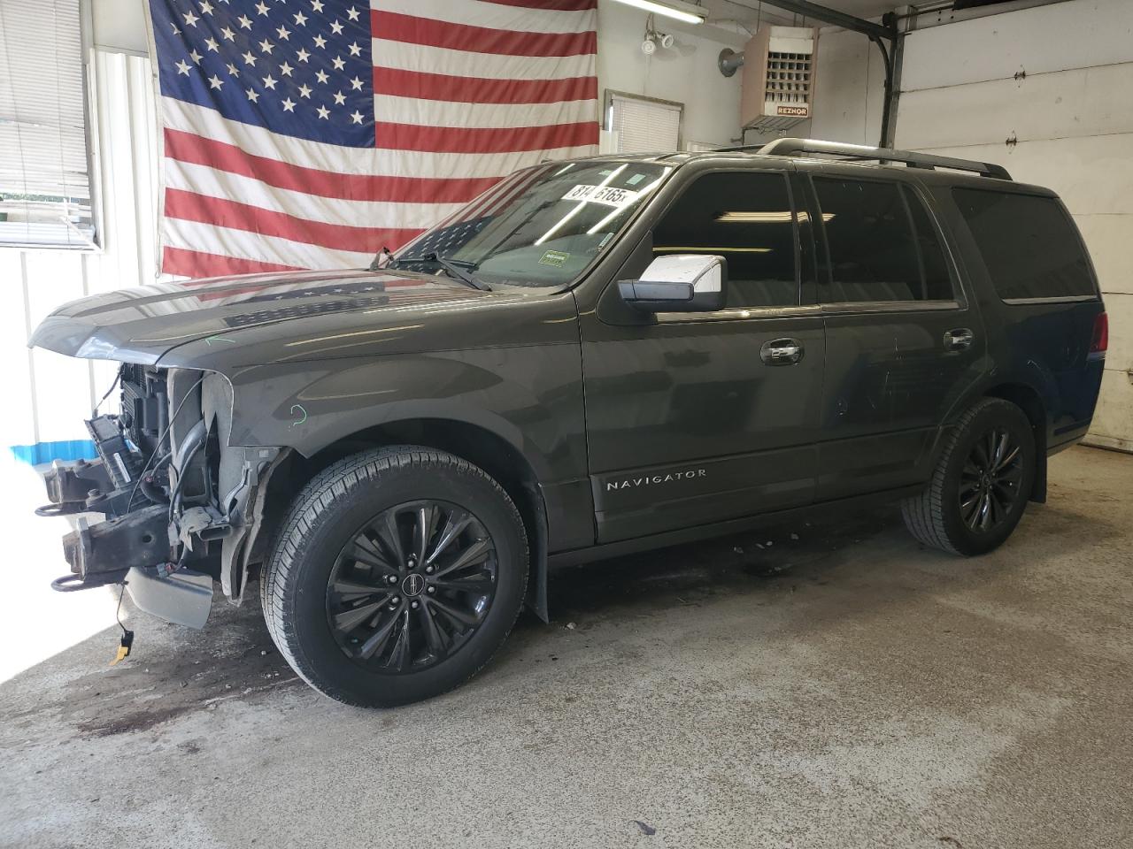 LINCOLN NAVIGATOR 2015