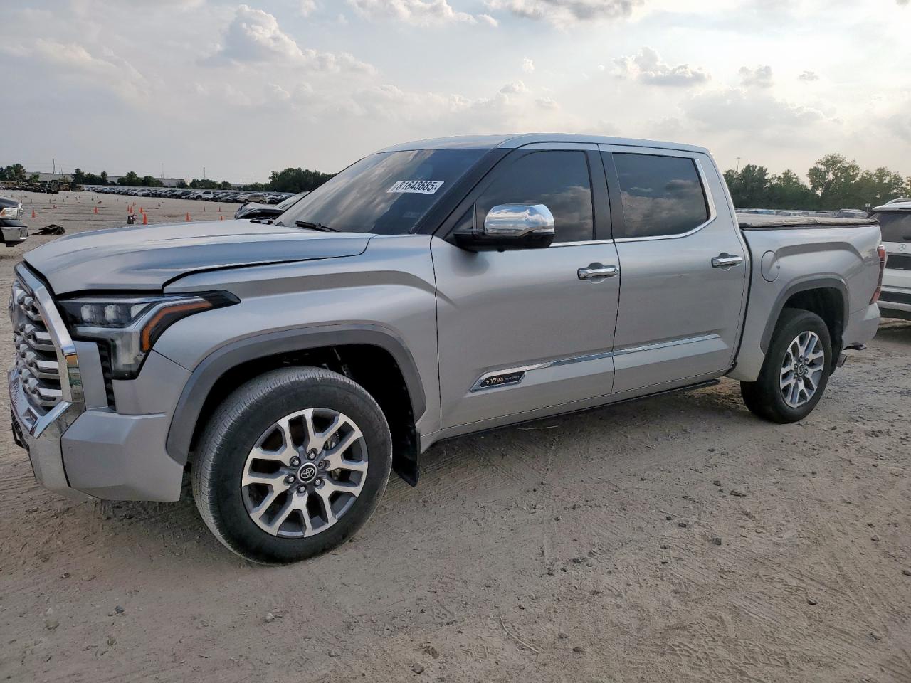 TOYOTA TUNDRA CRE 2024