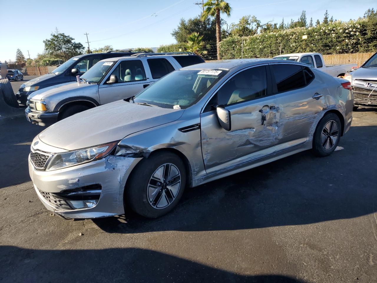 KIA OPTIMA HYBRID 2011