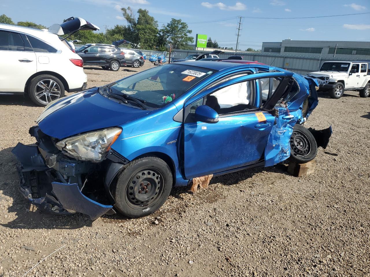 TOYOTA PRIUS C 2014