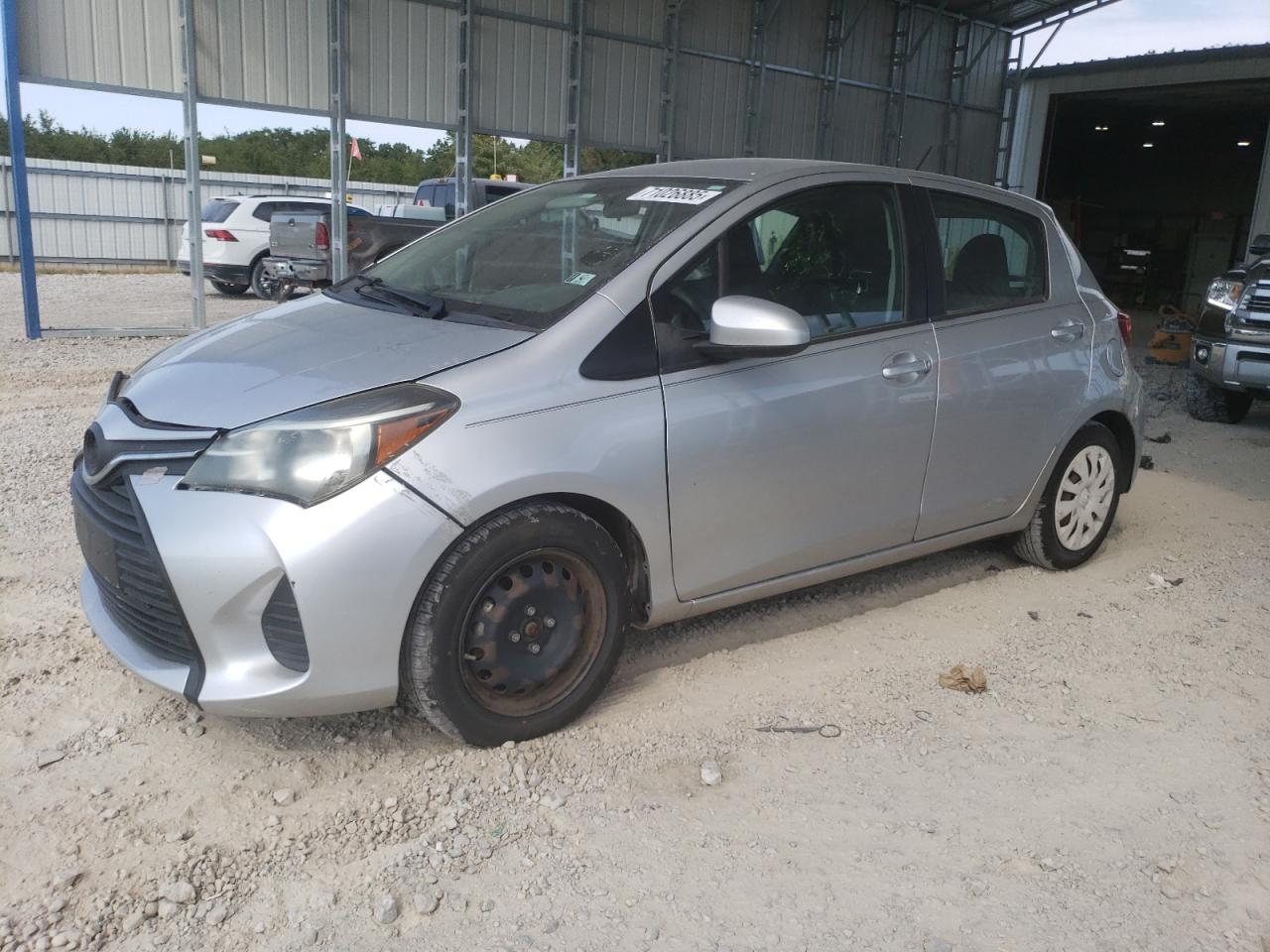 TOYOTA YARIS 2015