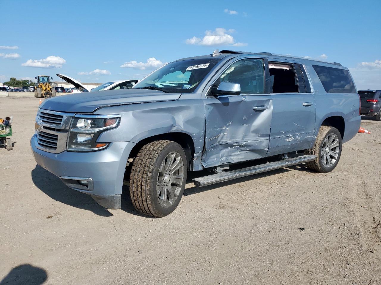 CHEVROLET SUBURBAN C 2016