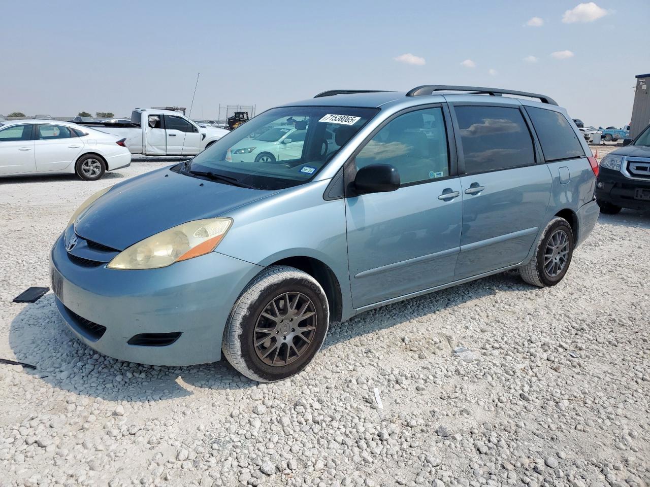 TOYOTA SIENNA CE 2006
