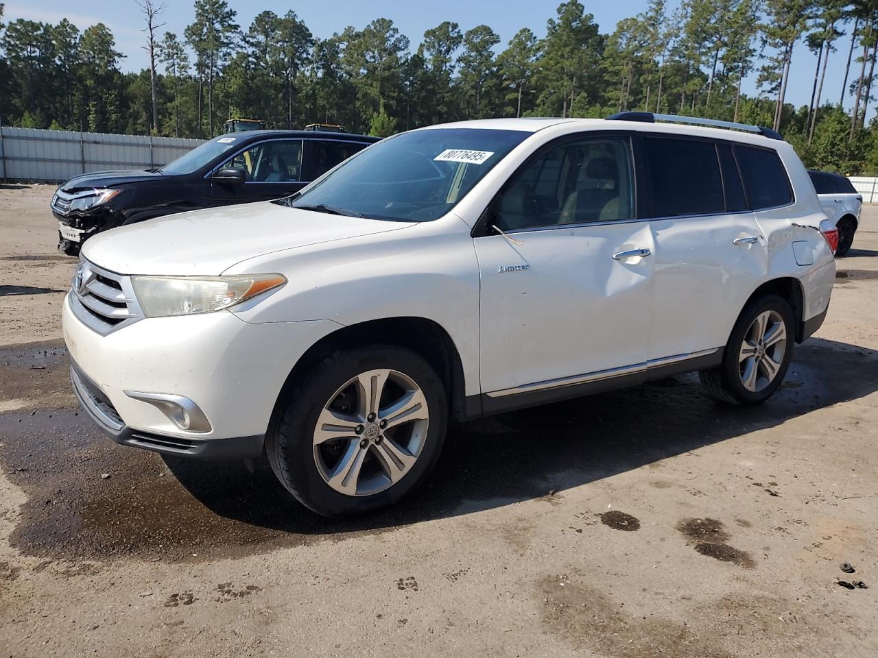 TOYOTA HIGHLANDER 2011