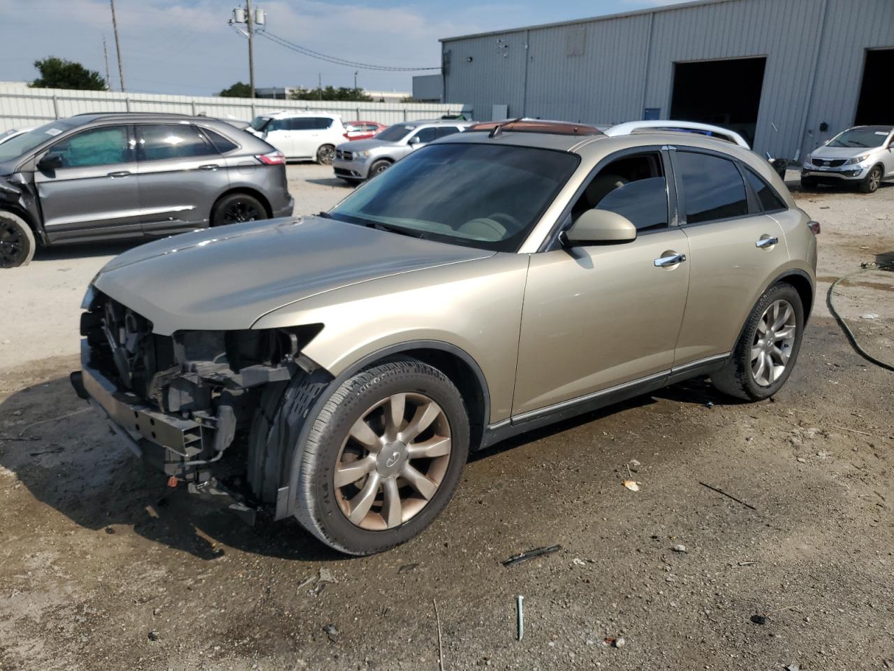 INFINITI FX35 2005