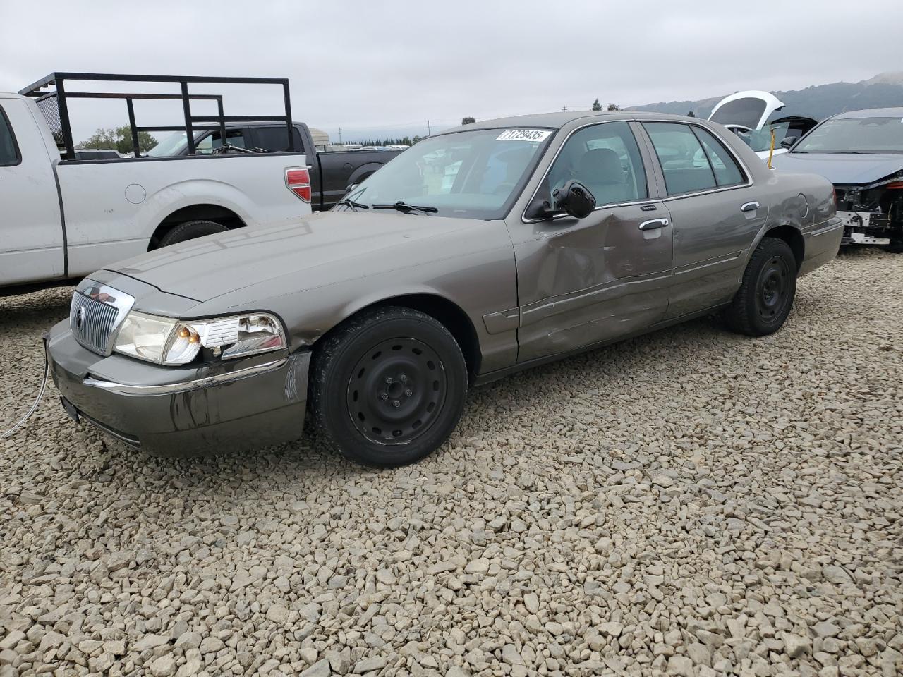 MERCURY GRAND MARQUIS GS 2004