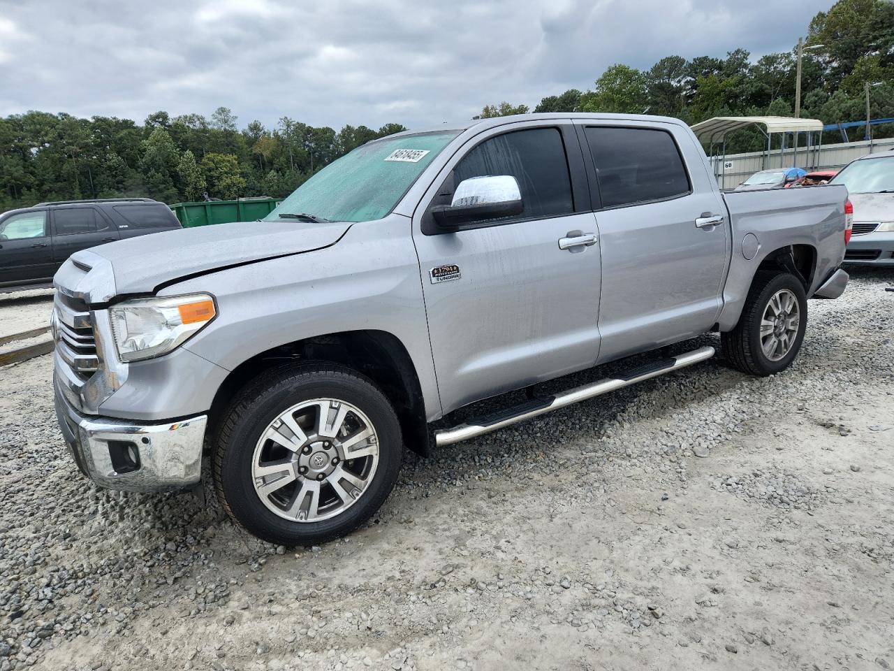 TOYOTA TUNDRA CRE 2017