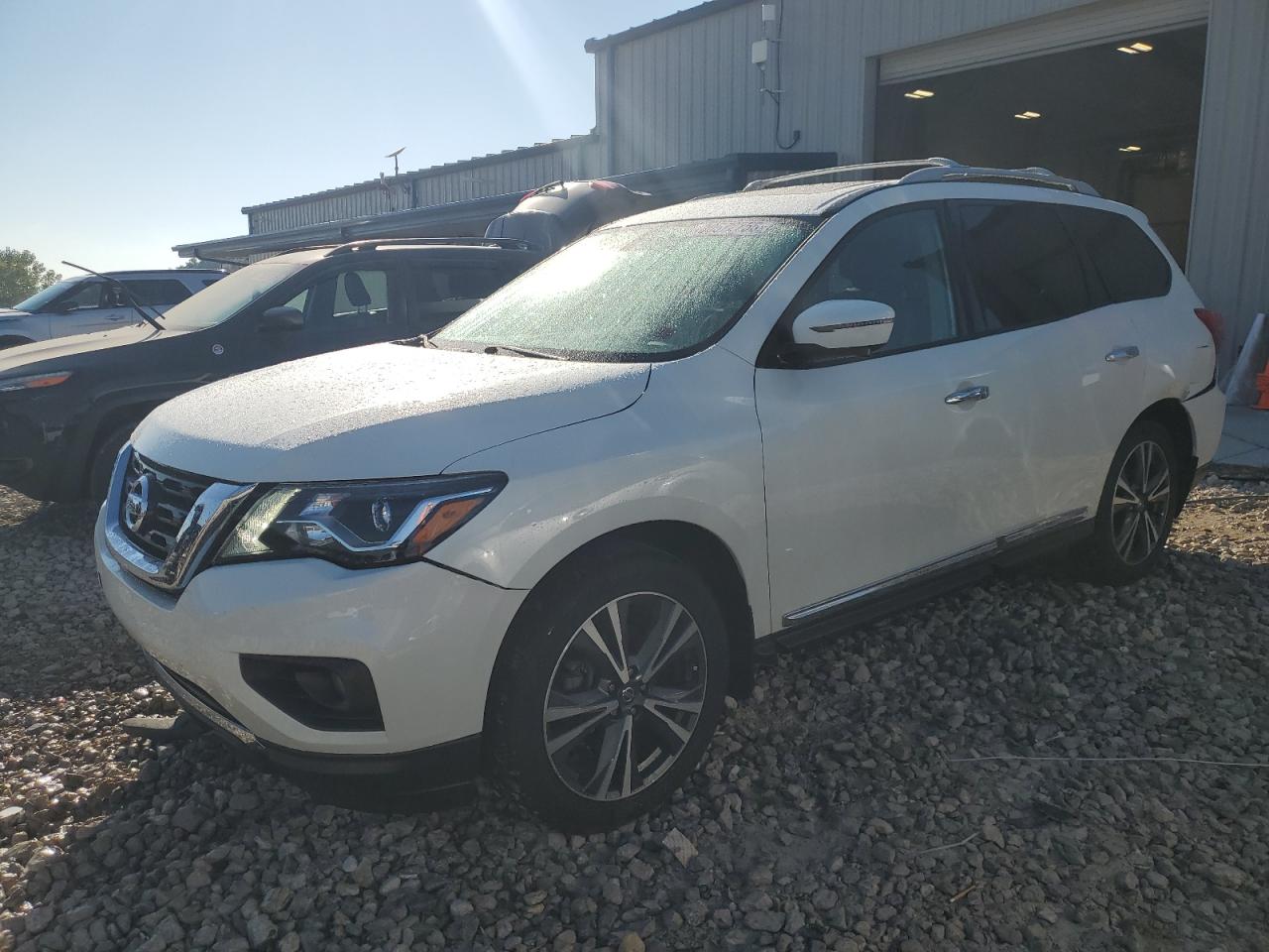 NISSAN PATHFINDER 2020