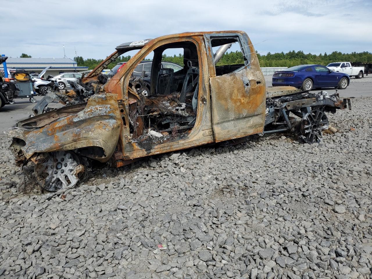 TOYOTA TUNDRA 2022