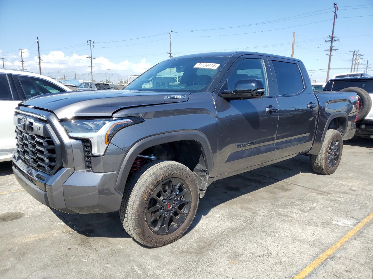 TOYOTA TUNDRA CREWMAX LIMITED 2025