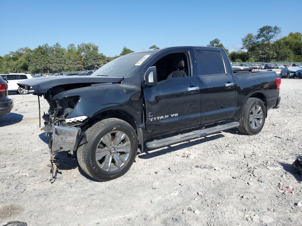 NISSAN TITAN SV 2019