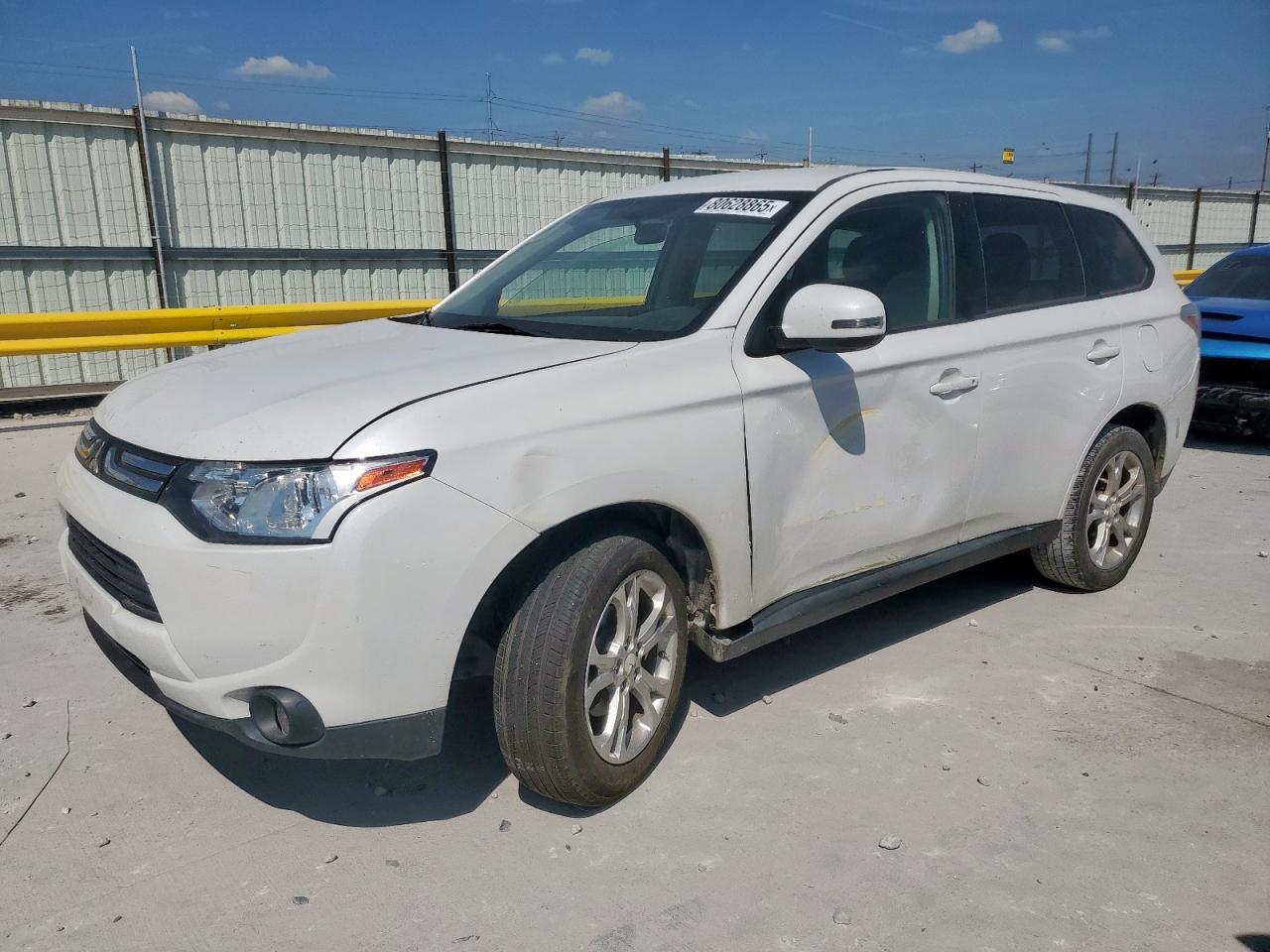 MITSUBISHI OUTLANDER SE 2014