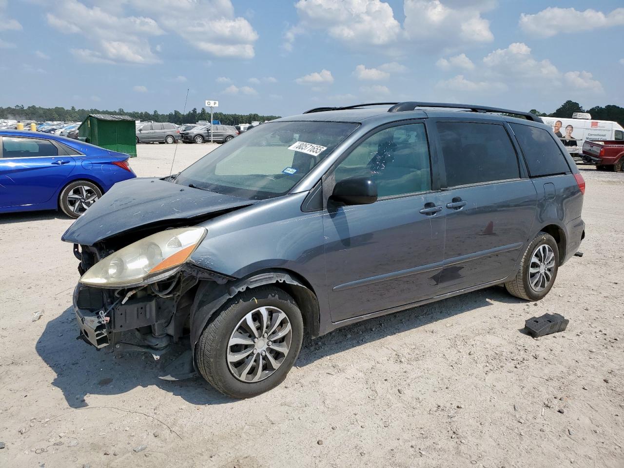 TOYOTA SIENNA 2008