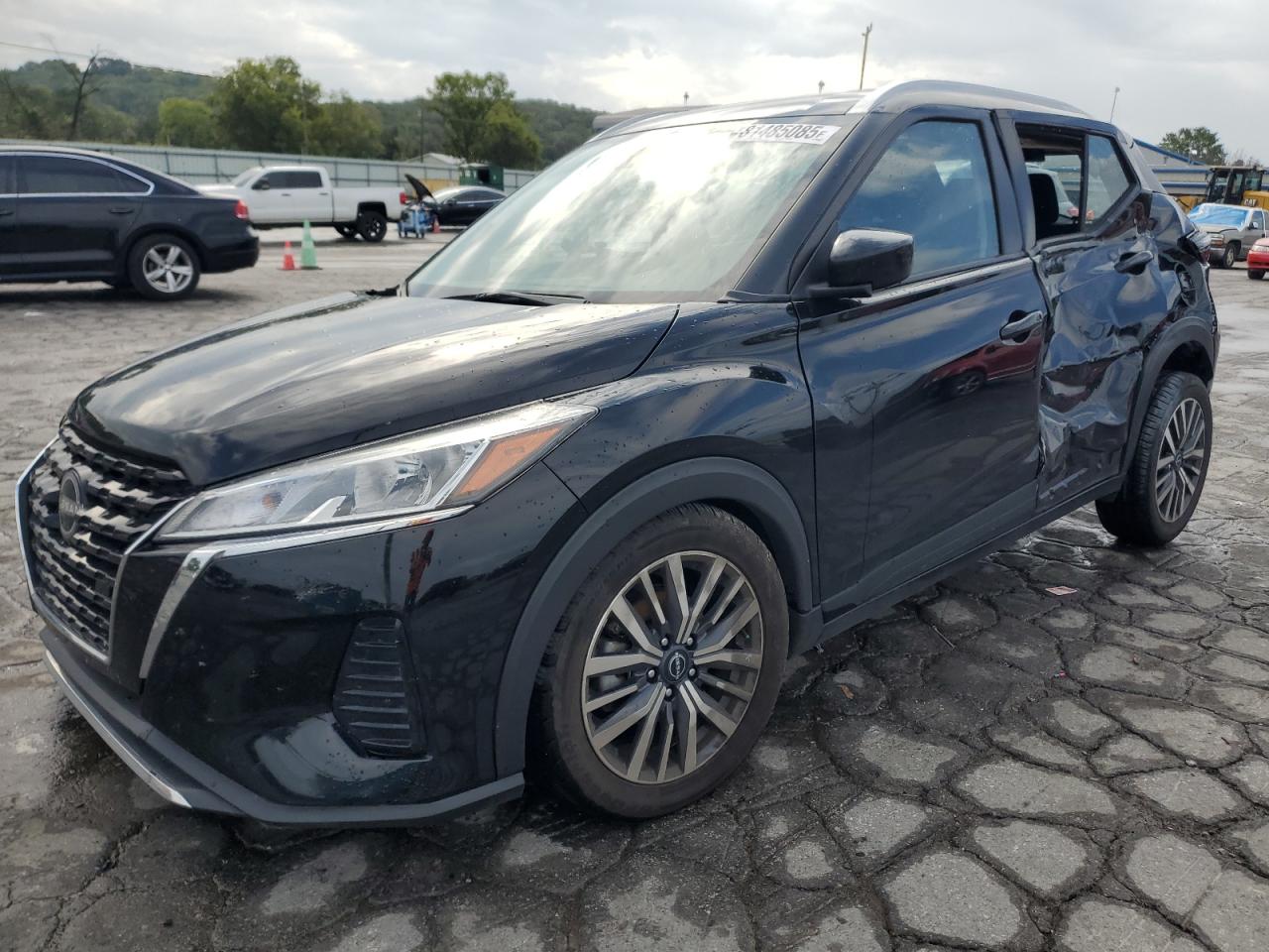 NISSAN KICKS SV 2023