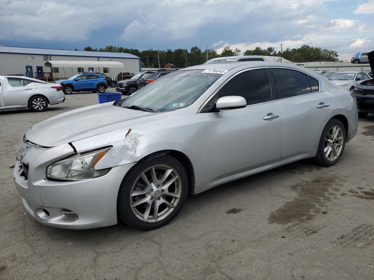 NISSAN MAXIMA 2014