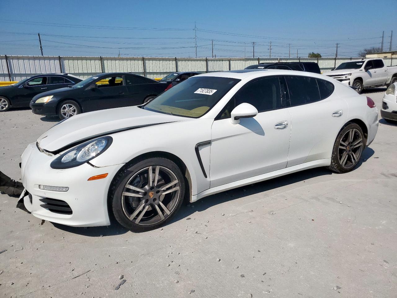 PORSCHE PANAMERA 2 2014