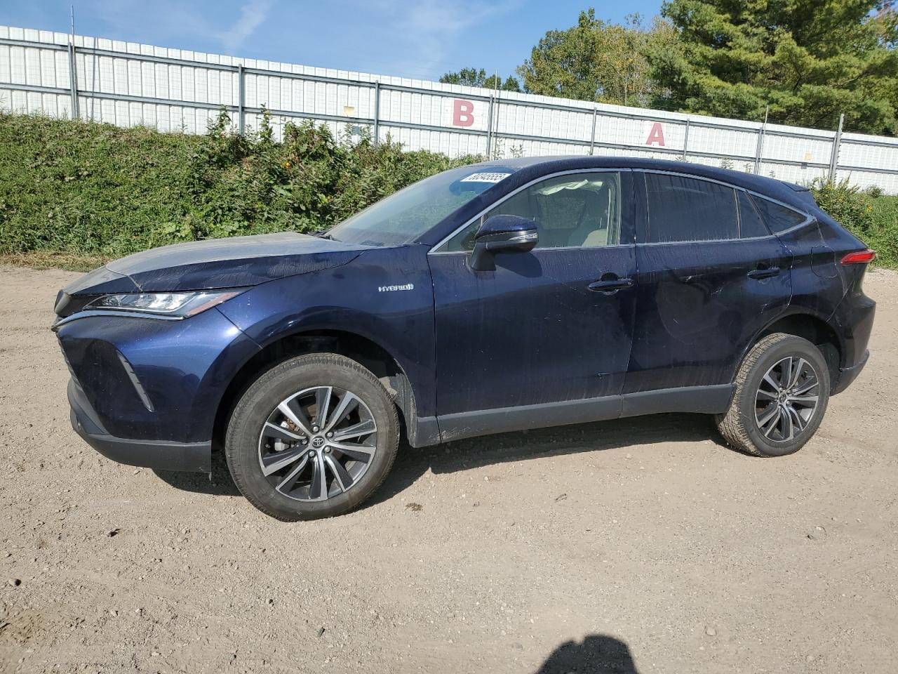 TOYOTA VENZA LE 2021