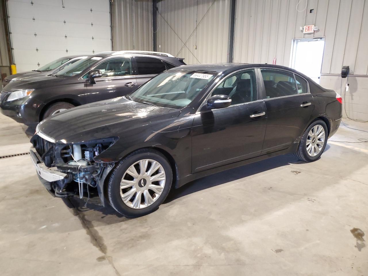 HYUNDAI GENESIS 3. 2009
