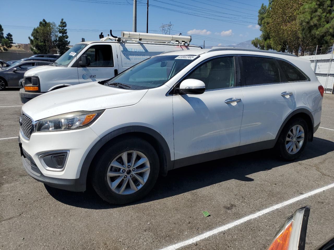 KIA SORENTO LX 2016