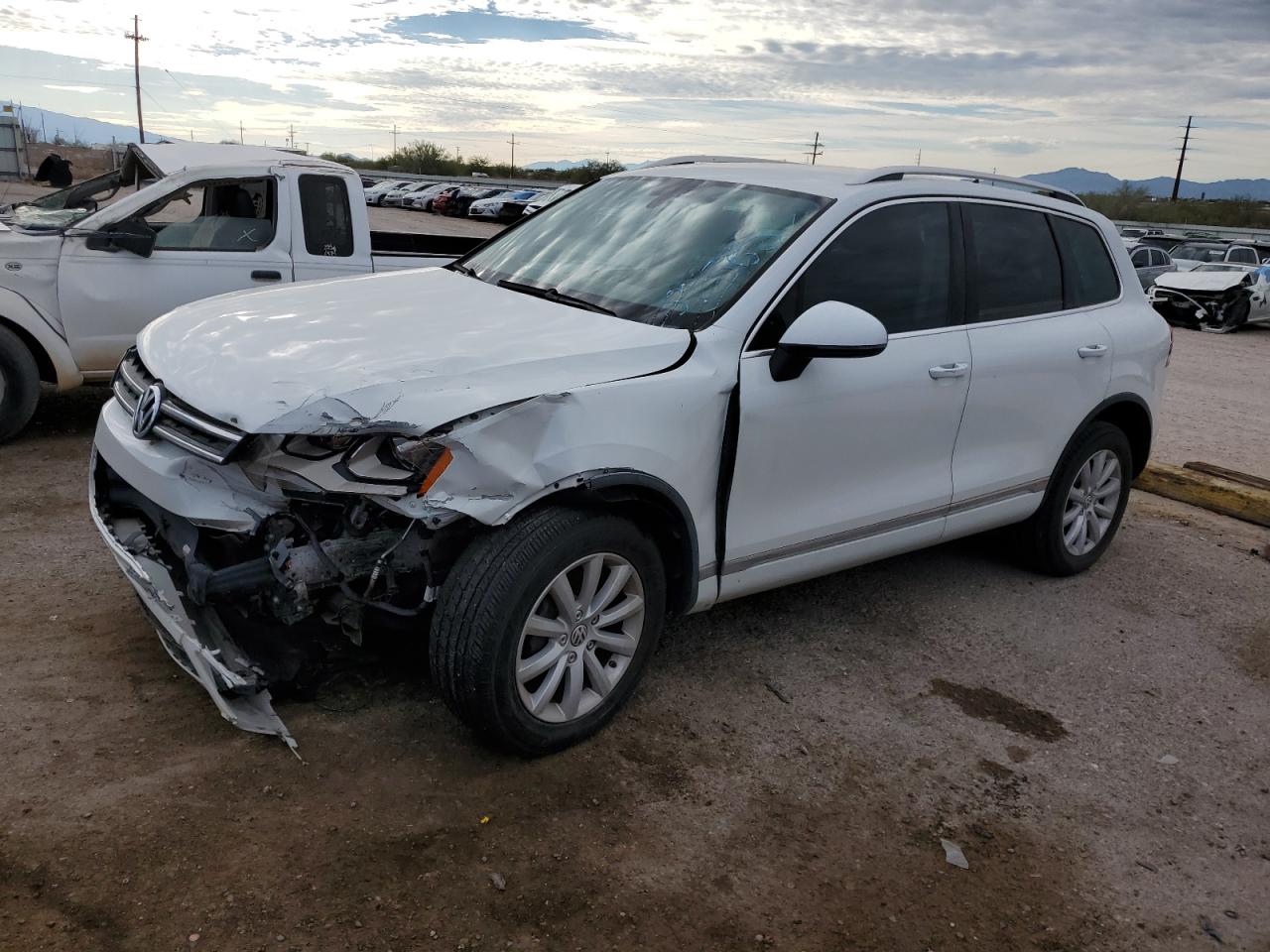 VOLKSWAGEN TOUAREG V6 2012
