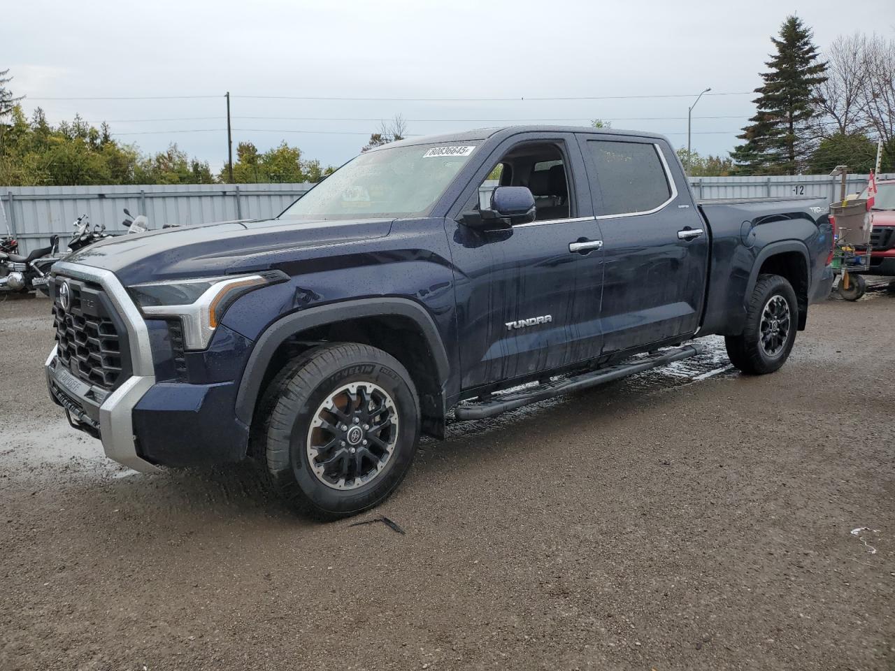 TOYOTA TUNDRA CREWMAX LIMITED 2024