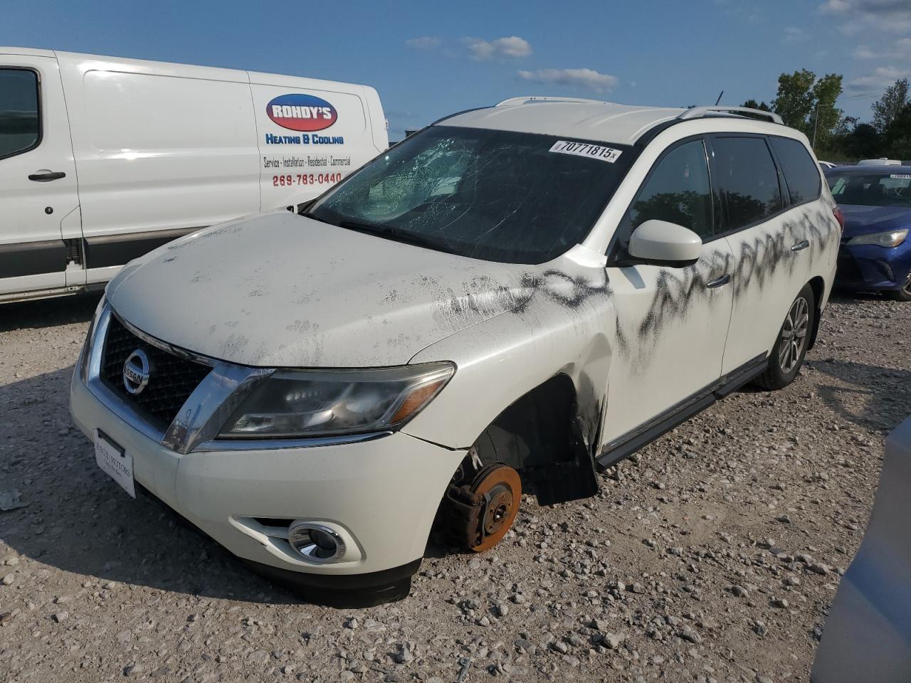 NISSAN PATHFINDER 2015