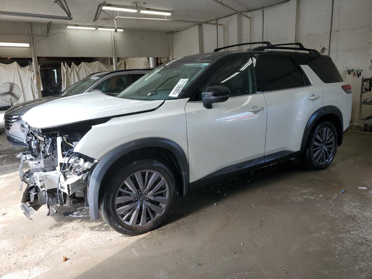 NISSAN PATHFINDER 2022