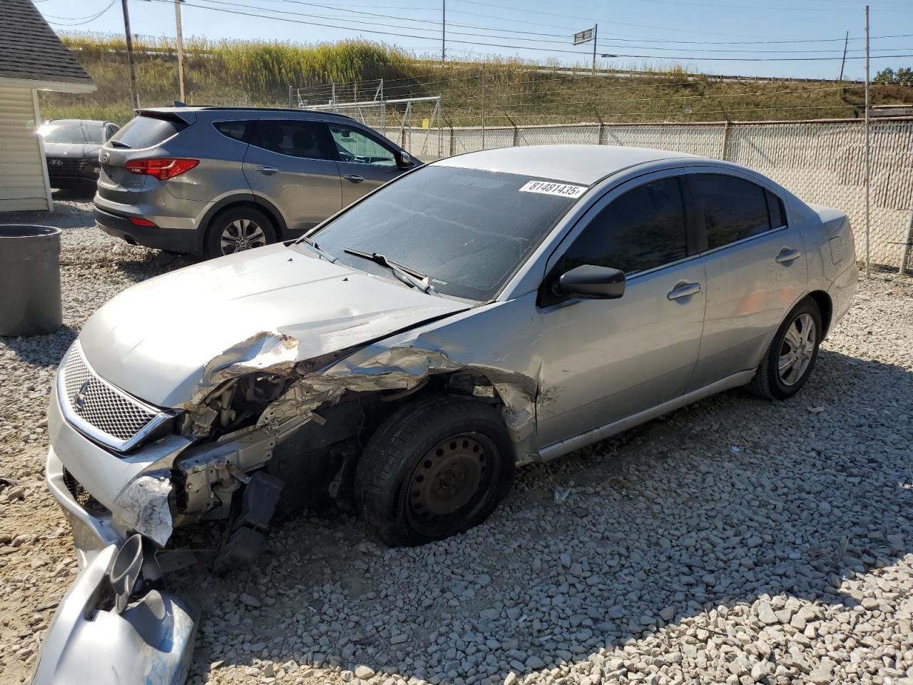 MITSUBISHI GALANT ES 2012