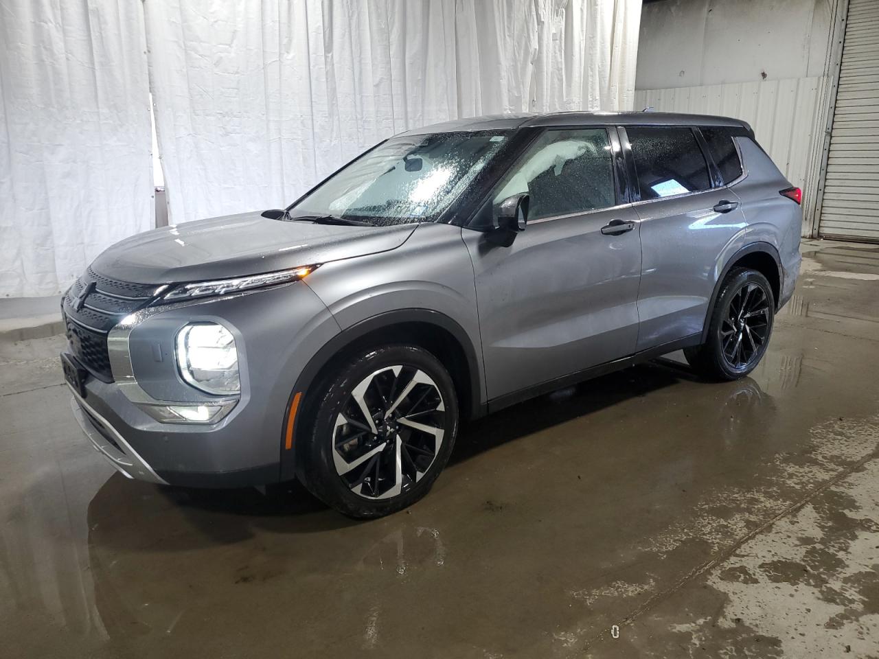 MITSUBISHI OUTLANDER 2023