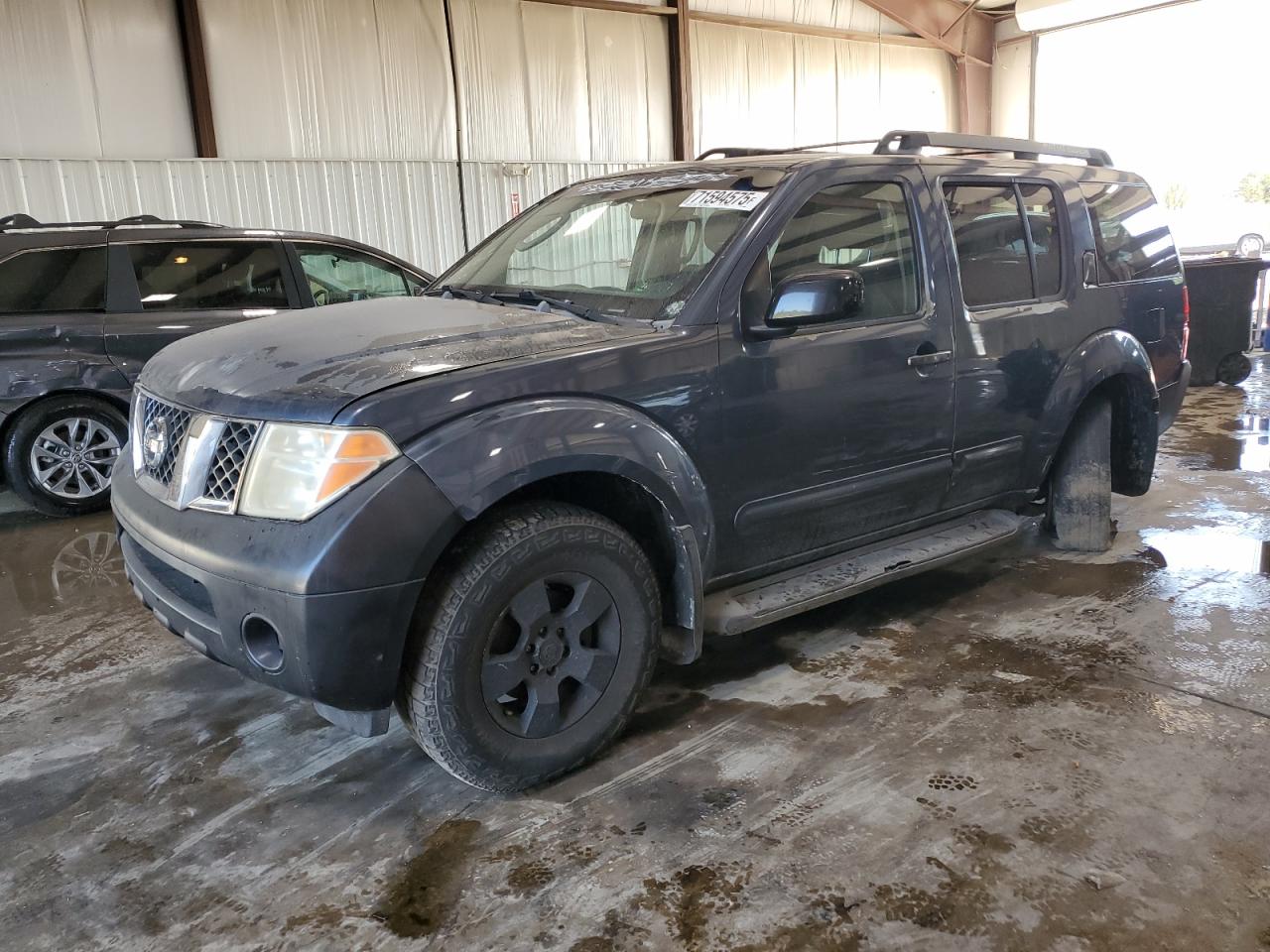 NISSAN PATHFINDER 2005