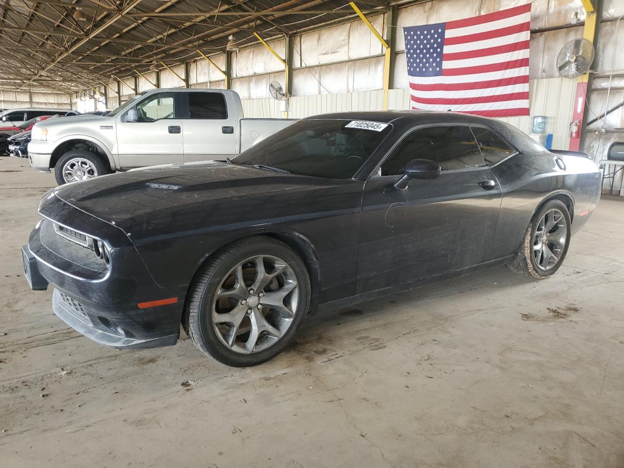 DODGE CHALLENGER 2016