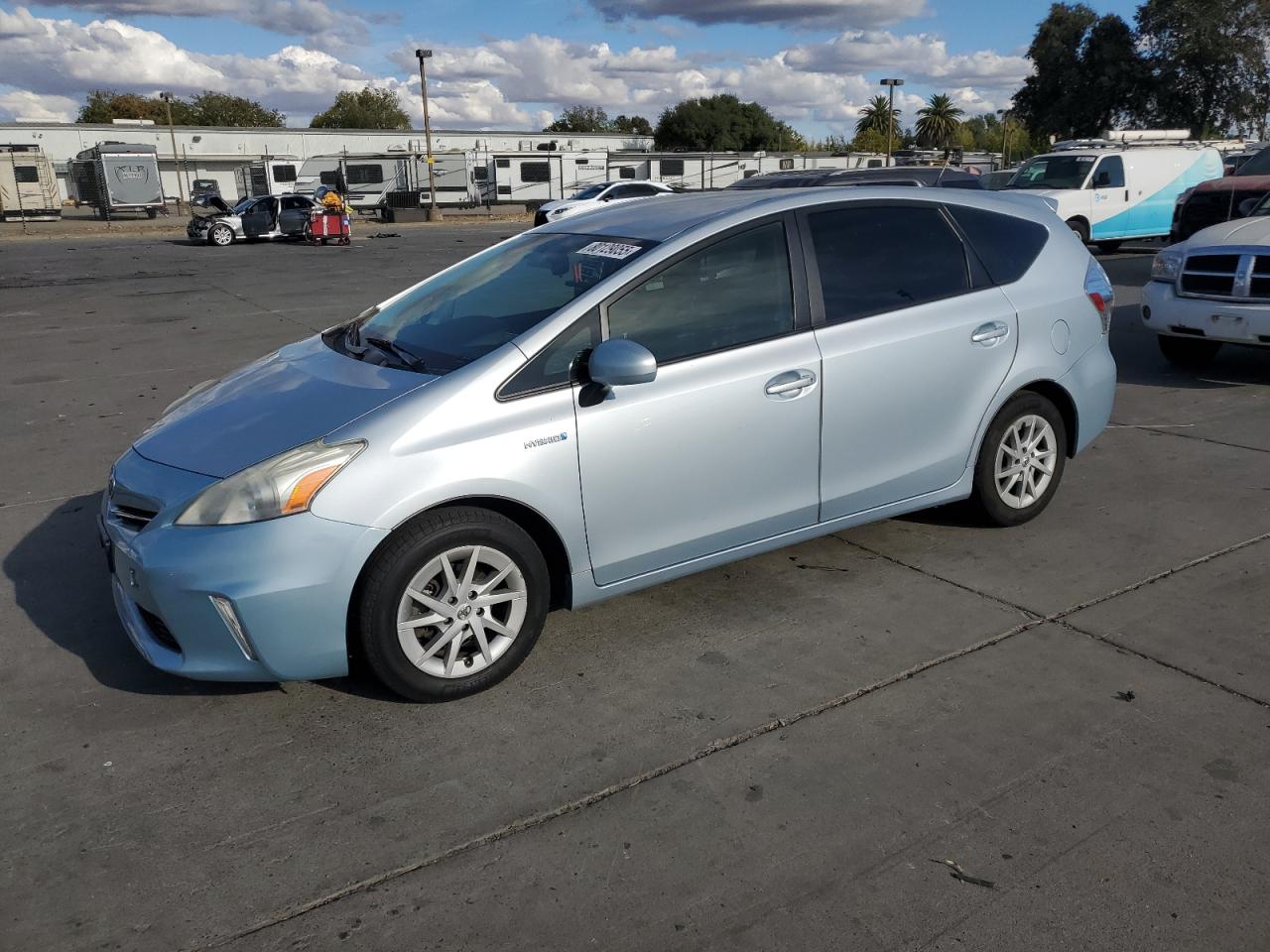 TOYOTA PRIUS V 2012